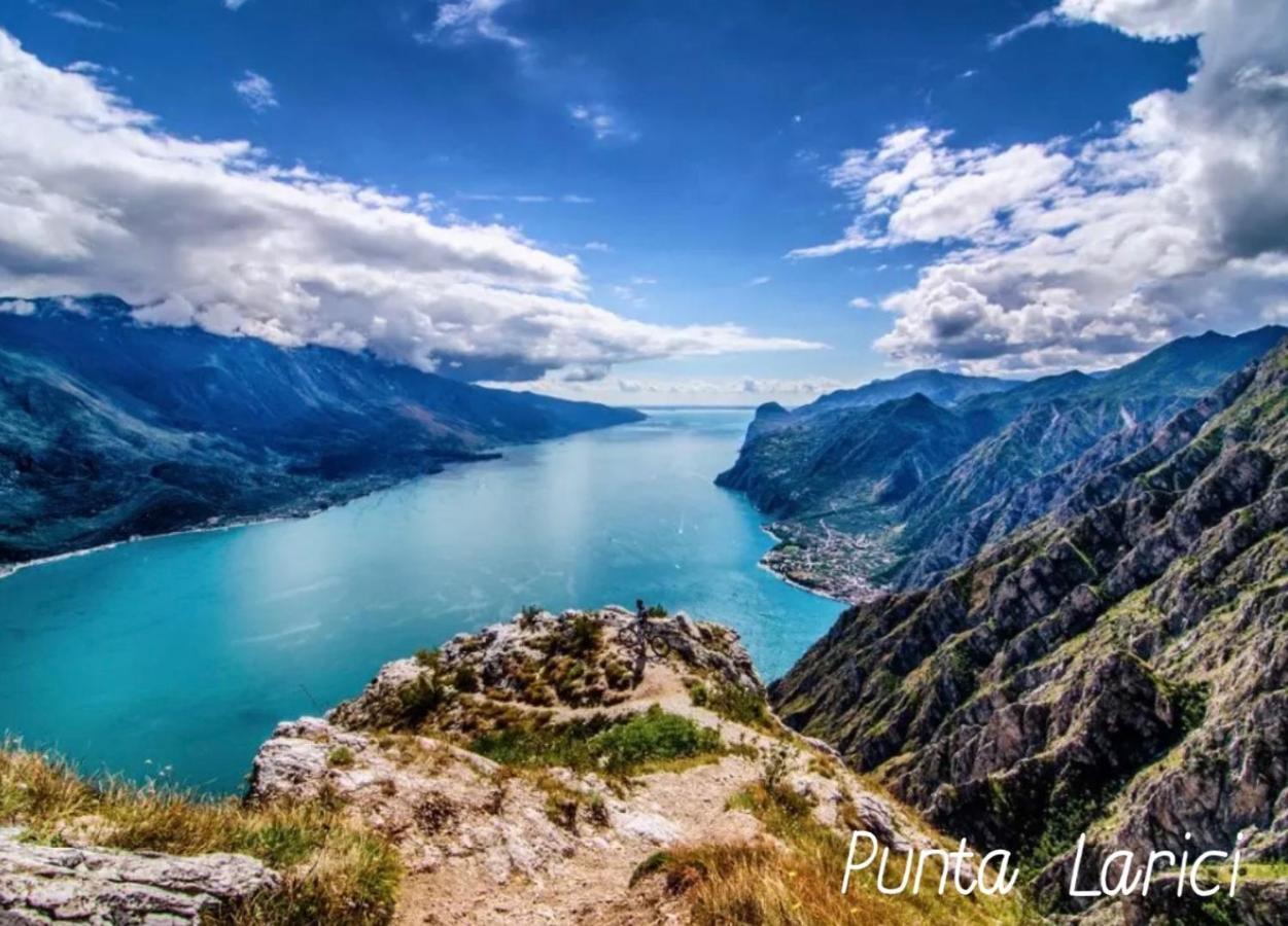 Viewlake Apartment Torbole Sul Garda Ngoại thất bức ảnh