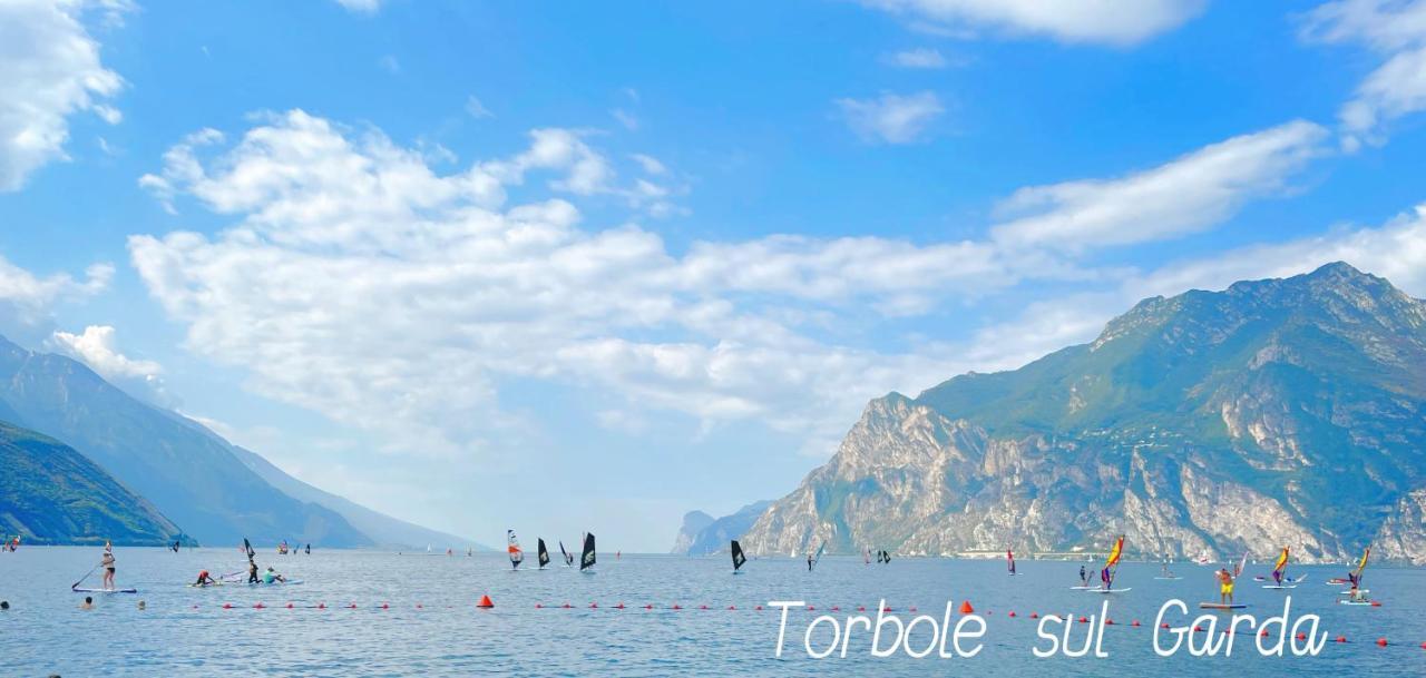 Viewlake Apartment Torbole Sul Garda Ngoại thất bức ảnh