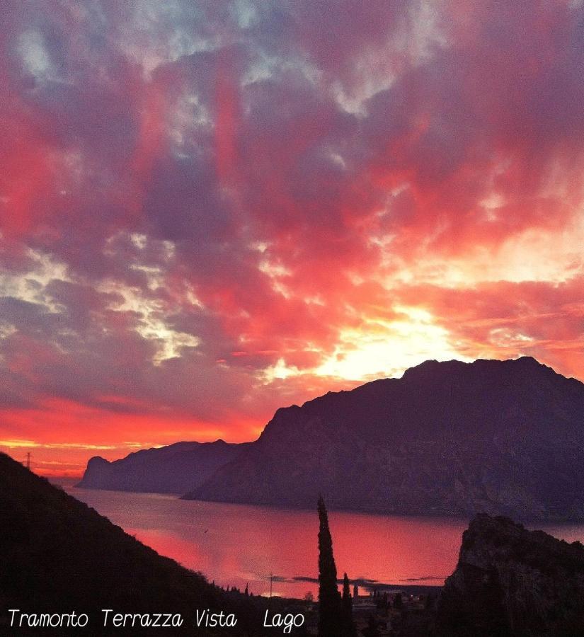 Viewlake Apartment Torbole Sul Garda Ngoại thất bức ảnh