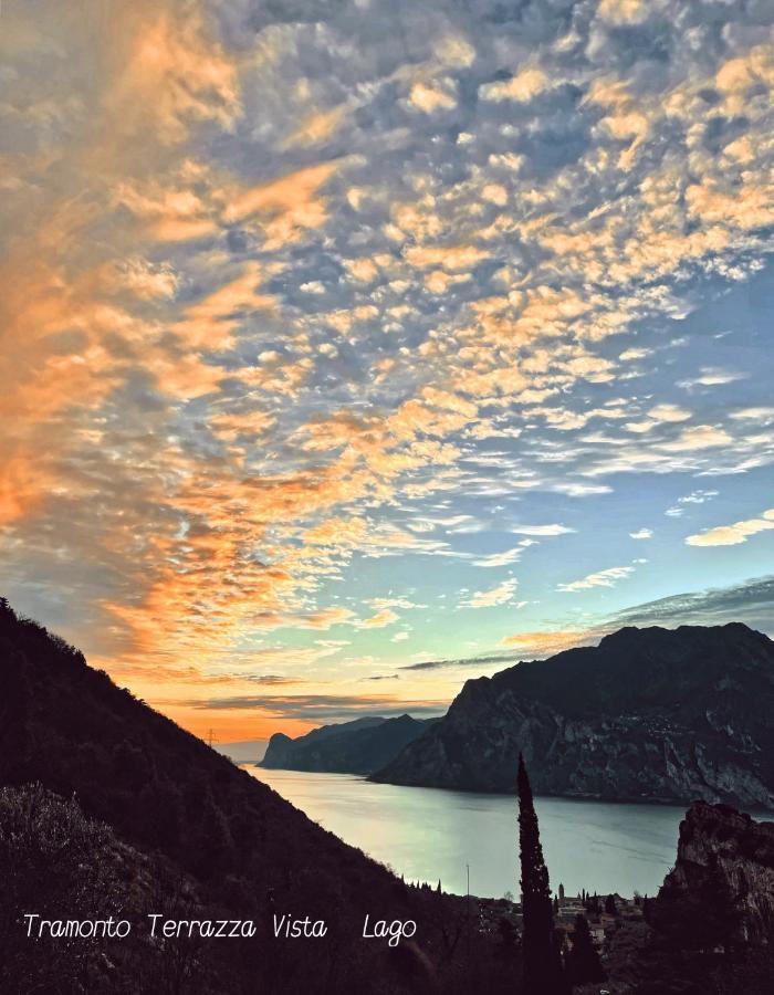 Viewlake Apartment Torbole Sul Garda Ngoại thất bức ảnh