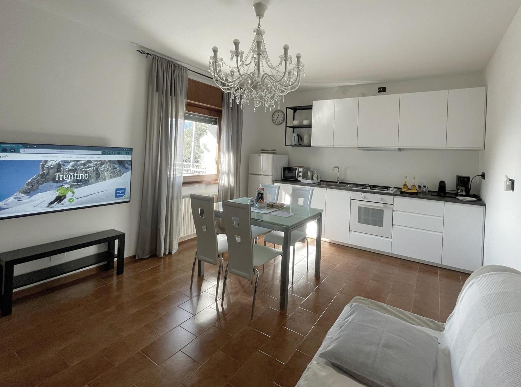 Viewlake Apartment Torbole Sul Garda Ngoại thất bức ảnh